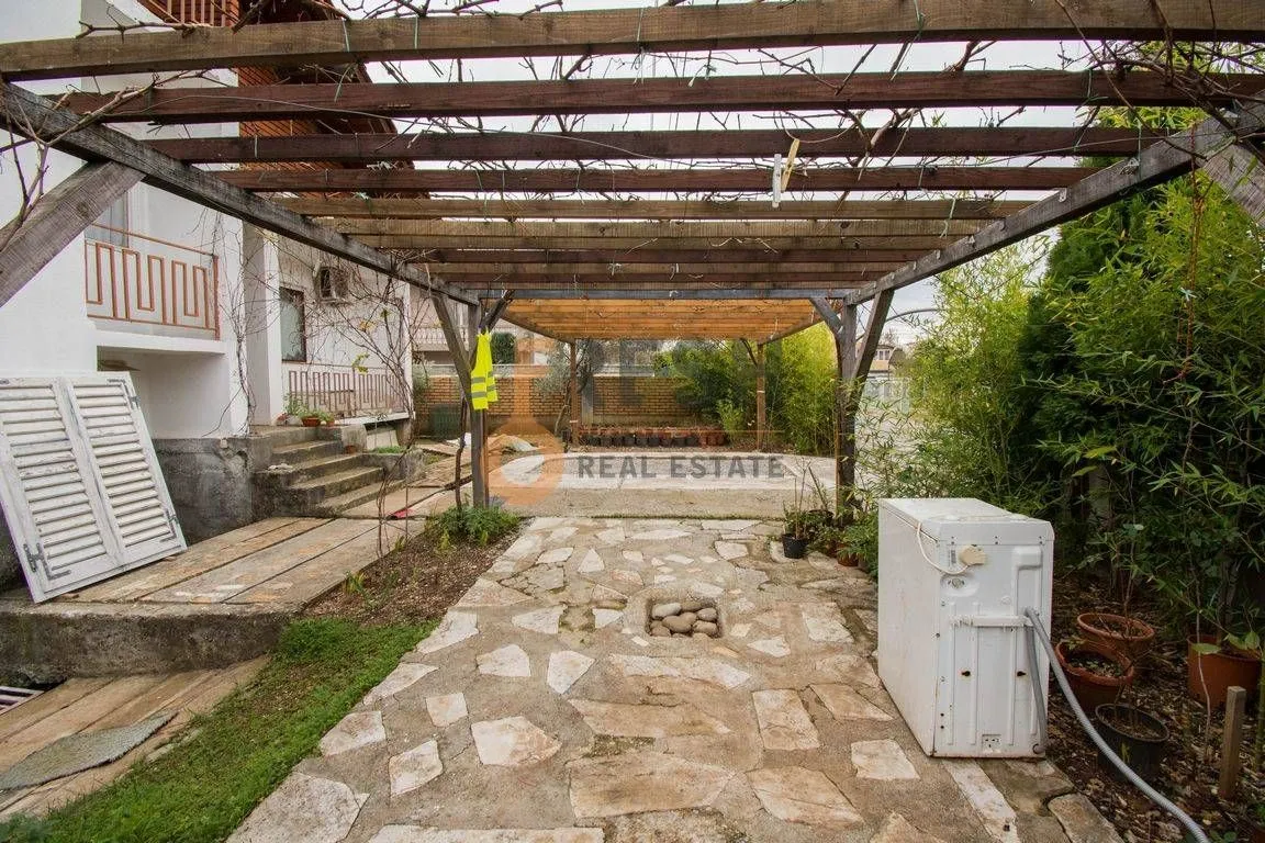 Prodaja, kuća, 120m², Gornja Gorica, Podgorica