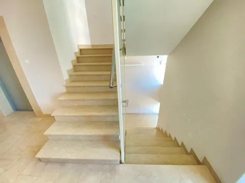 Sale, apartment, 90m², Budva, Crna Gora - image 7