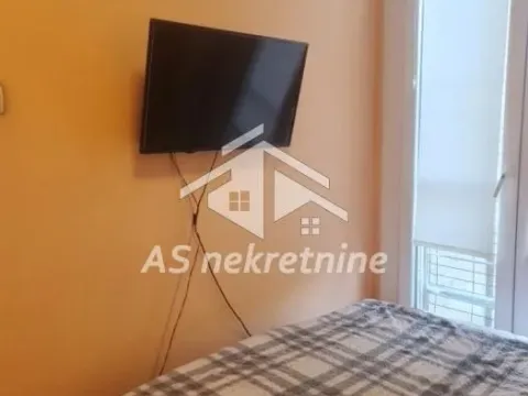 Izdavanje, četvorosoban stan, 90m², Novi Beograd Blok 28, Novi Beograd Sve Podlokacije - image 8