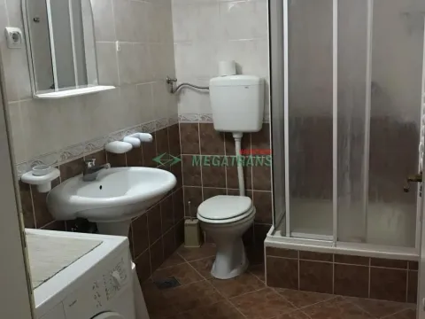 Izdavanje, dvosoban stan, 50m², Centar, Novi Sad - image 8