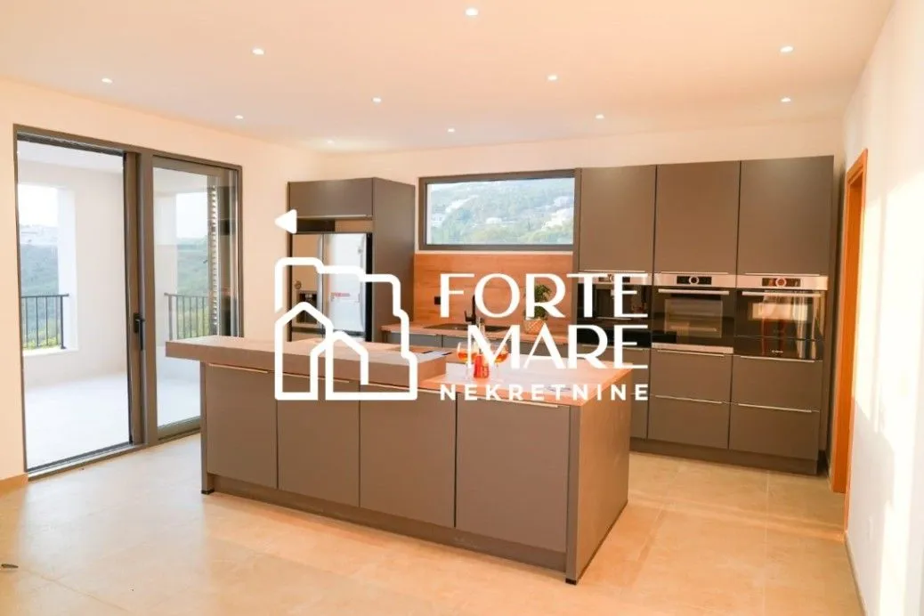 Sale, house, 430m², Blizikuće, Budva