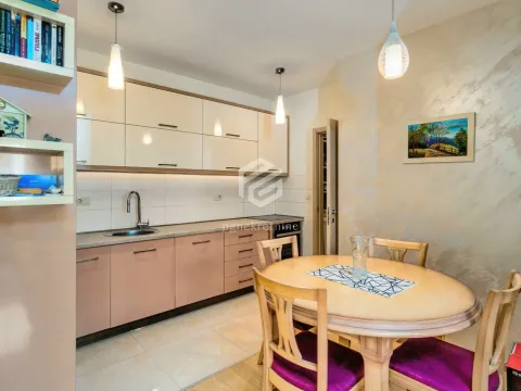 Sale, two bedroom apartment, 72m², City Kvart, Podgorica - image 2