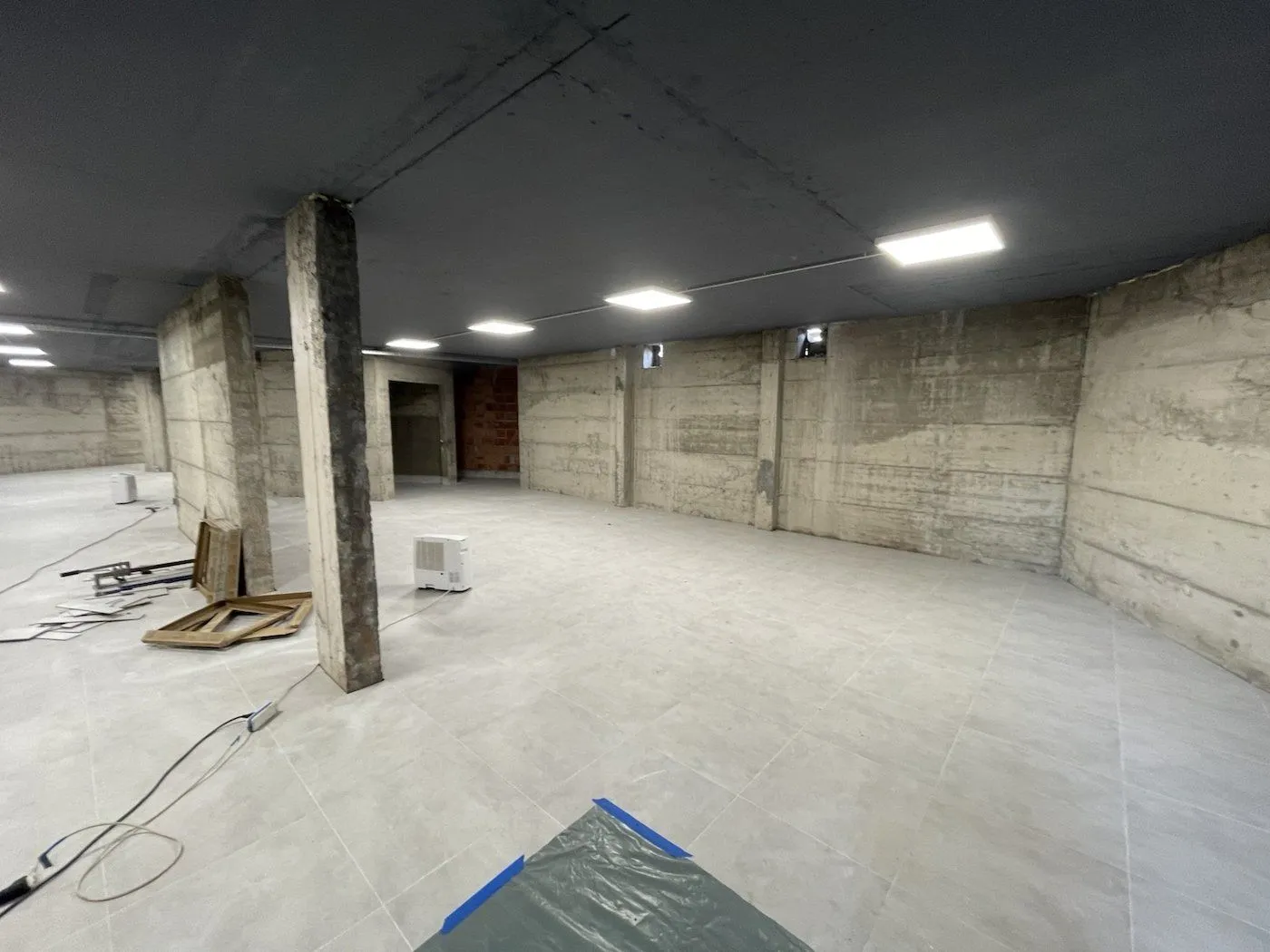 Rent, office space, 320m², Telep, Novi Sad Sve Podlokacije