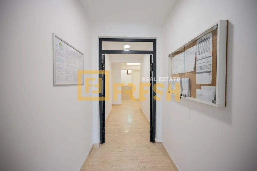 Prodaja, trosoban stan, 142m², Gorica C, Podgorica