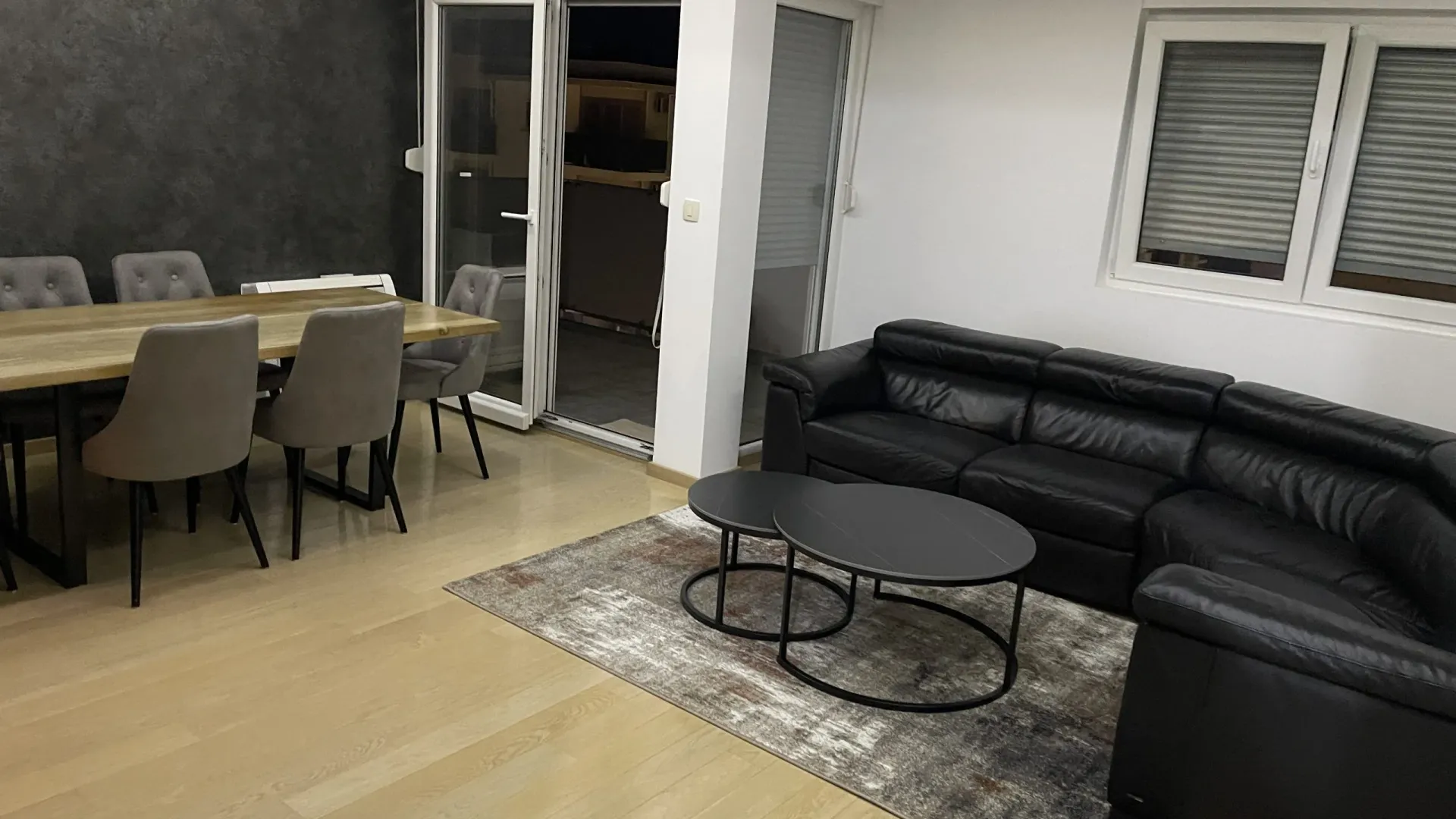 Izdavanje, dvosoban stan, 100m², City Kvart, Podgorica