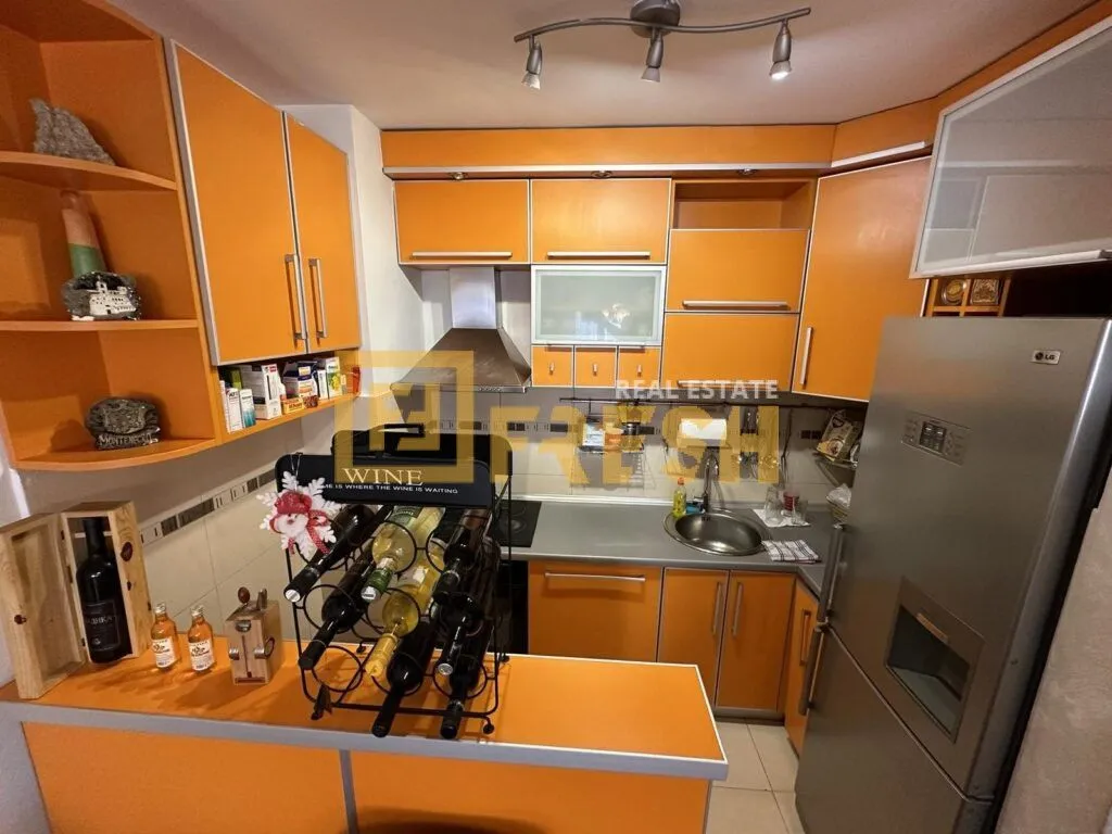 Prodaja, dvosoban stan, 70m², Stari Aerodrom, Podgorica
