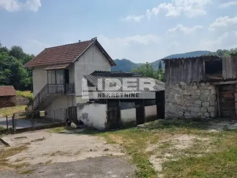 Sale, house, 88m², Voždovac Sve Podlokacije, Beograd