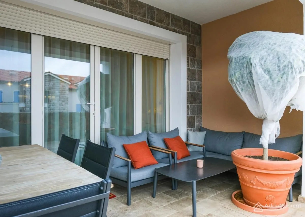 Prodaja, jednosoban stan, 67m², Luštica Bay, Tivat