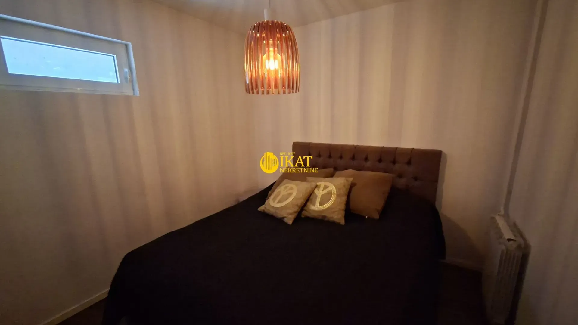 Prodaja, kuća, 250m², Mali Mokri Lug, Zvezdara Sve Podlokacije