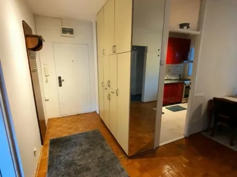 Izdavanje, trosoban stan, 75m², Voždovac Sve Podlokacije, Beograd - image 9