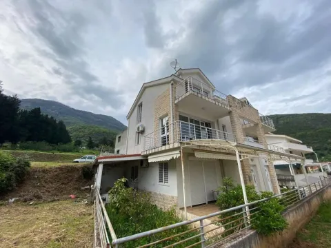 Izdavanje, trosoban stan, 100m², Baošići, Herceg Novi - image 6