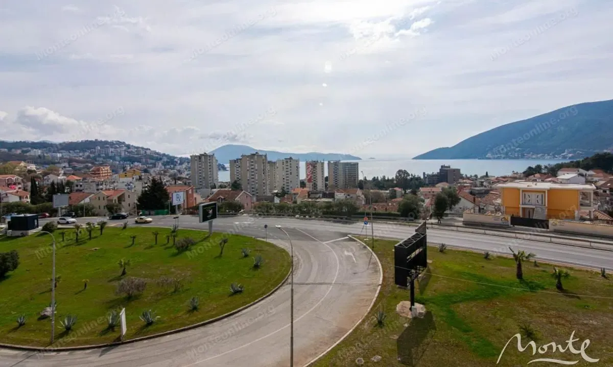 Prodaja, dvosoban stan, 72m², Igalo, Herceg Novi