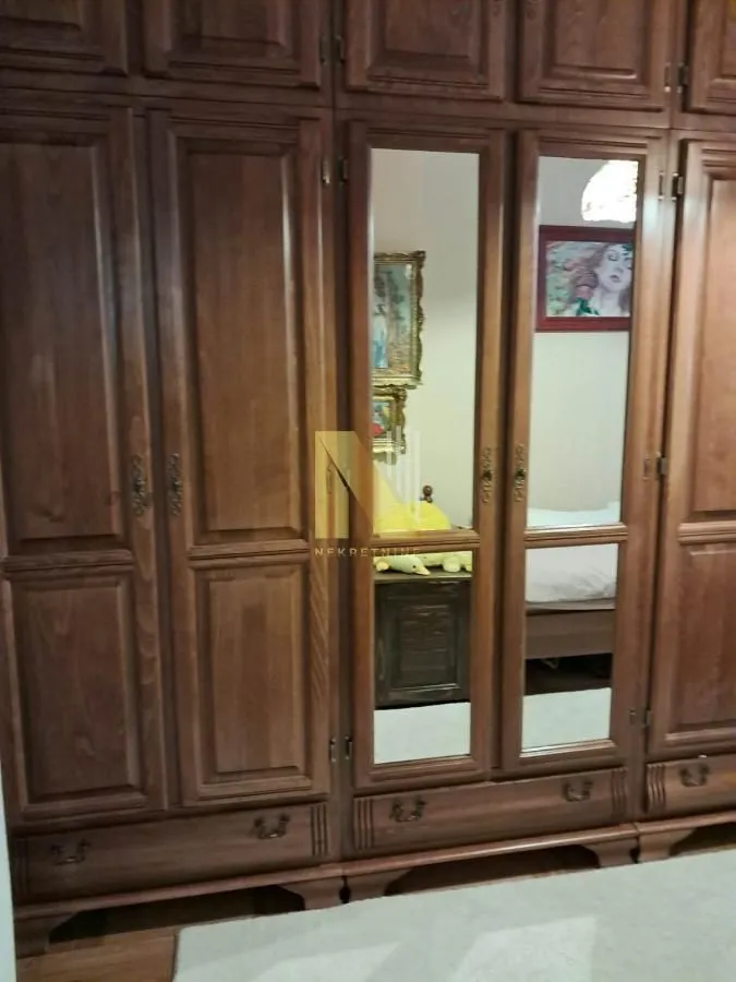 Prodaja, dvosoban stan, 49m², Centar, Subotica