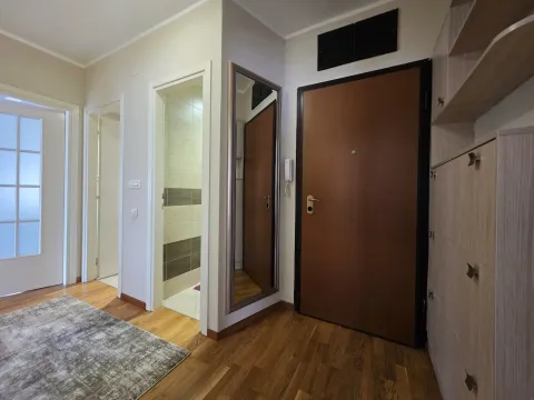 Prodaja, stan, 70m², City Kvart, Podgorica - image 5