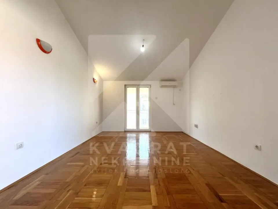 Rent, one bedroom apartment, 47m², Zlatica, Podgorica
