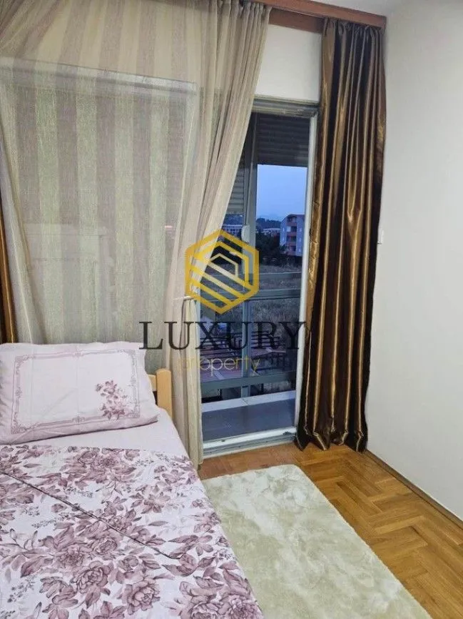 Rent, one bedroom apartment, 42m², Kod Big Fashion-a, Podgorica