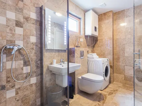 Sale, one bedroom apartment, 68m², Pržno, Budva - image 14