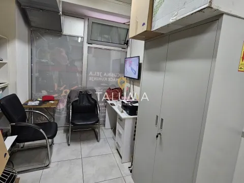 Sale, office space, 43m², City Kvart, Podgorica - image 6