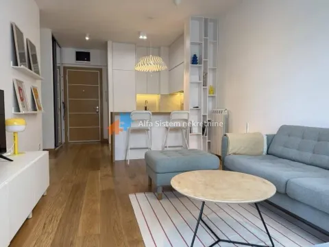 Izdavanje, dvosoban stan, 45m², Fon (Fon - Bilećka), Voždovac Sve Podlokacije - image 1