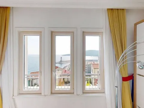 Stan in Luštica