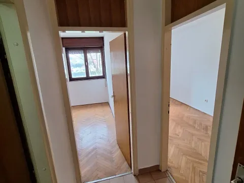 Sale, two bedroom apartment, 70m², Zabjelo, Podgorica - image 6