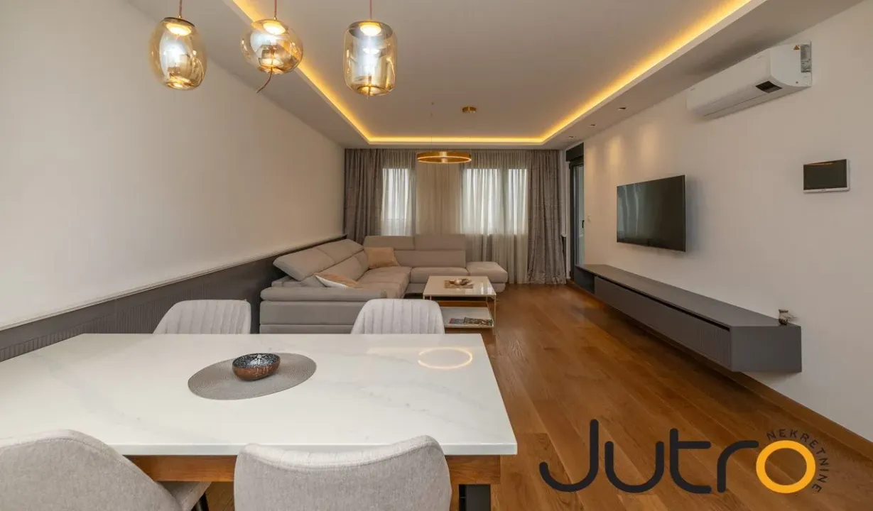 Izdavanje, dvosoban stan, 72m², Preko Morače, Podgorica