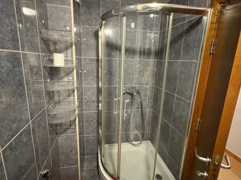 Rent, two bedroom apartment, 70m², Zaobilaznica, Budva - image 9