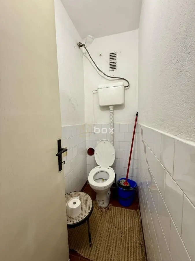 Izdavanje, trosoban stan, 75m², Crveni Pevac, Niš