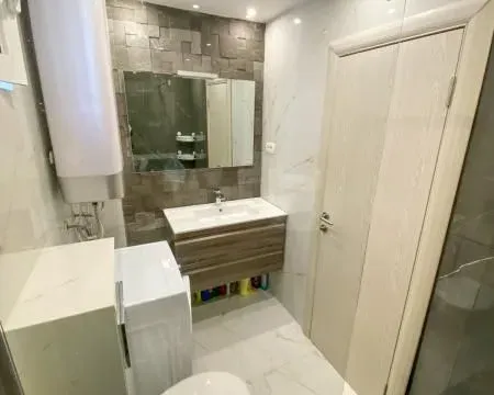 Sale, one bedroom apartment, 50m², Budva, Crna Gora - image 11