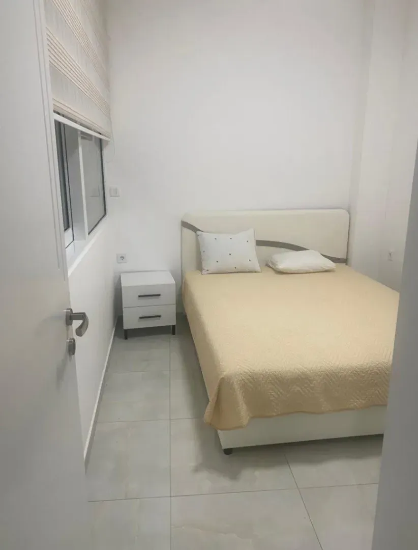 Rent, one bedroom apartment, 45m², Ilino, Bar