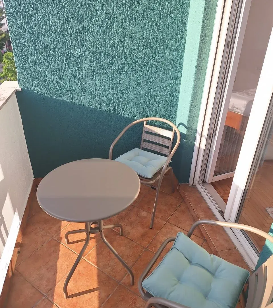Rent, two bedroom apartment, 45m², Pobrežje, Podgorica