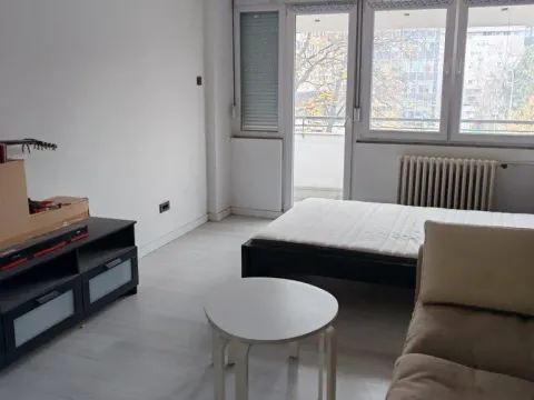 Stan in Novi Beograd Blok 29