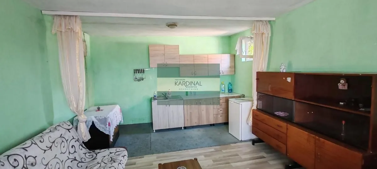 Prodaja, kuća, 250m², Crnče, Jagodina