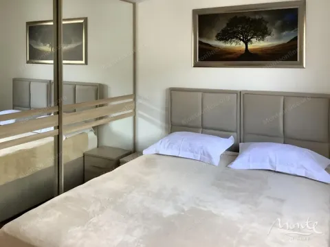 Prodaja, jednosoban stan, 51m², Centar, Budva - image 7