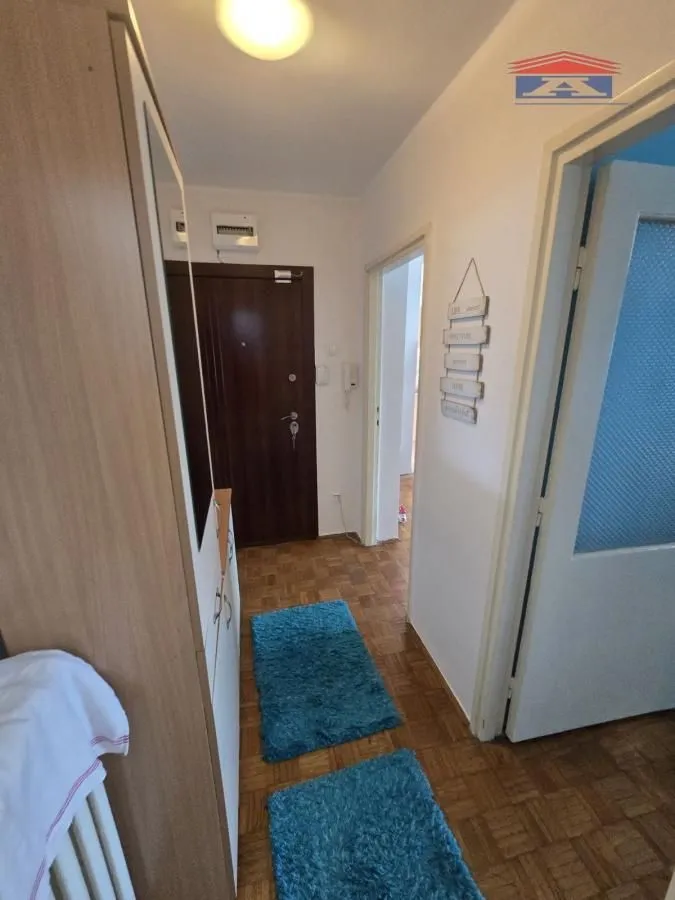 Prodaja, dvosoban stan, 43m², Banatić, Novi Sad Sve Podlokacije