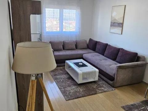 Izdavanje, jednosoban stan, 47m², City Kvart, Podgorica - image 3