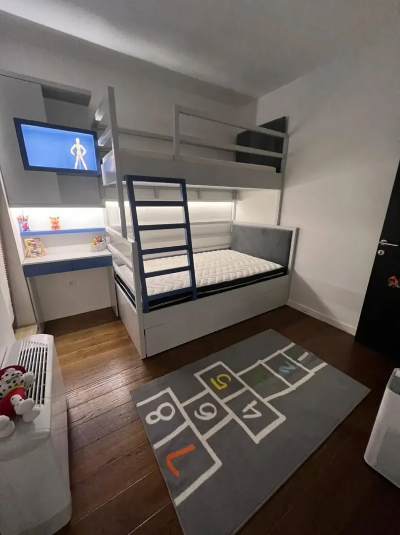 Rent, one bedroom apartment, 92m², Centar, Budva