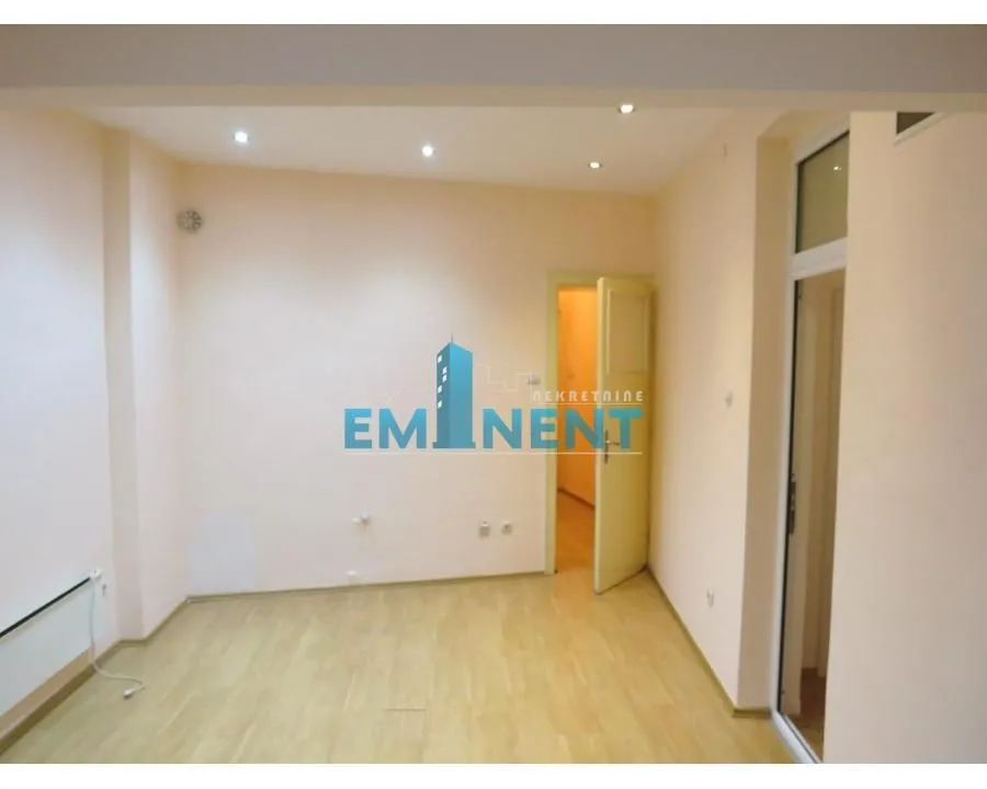 Rent, apartment, 130m², Stari Grad, Beograd