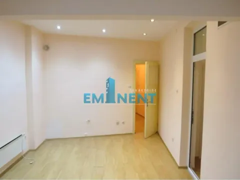 Izdavanje, stan, 130m², Stari Grad, Beograd - image 9