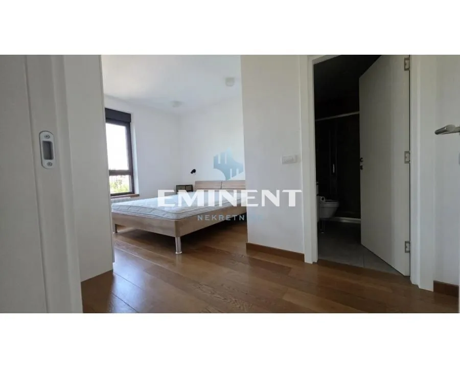 Rent, four bedroom apartment, 98m², Južni Bulevar, Vračar Sve Podlokacije