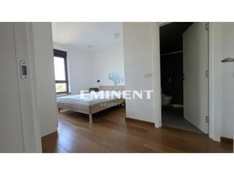 Rent, four bedroom apartment, 98m², Južni Bulevar, Vračar Sve Podlokacije - image 17