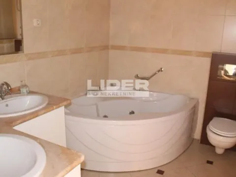 Prodaja, kuća, 215m², Savski Venac, Beograd - image 18