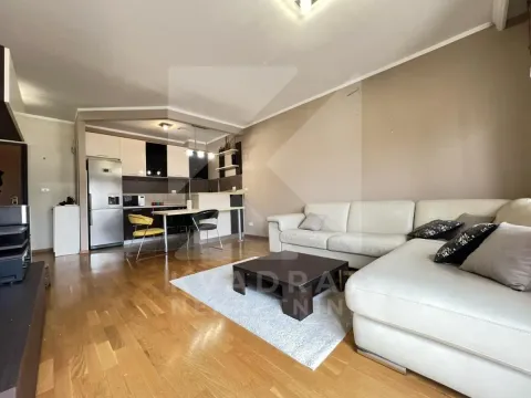 Prodaja, jednosoban stan, 51m², City Kvart, Podgorica - image 4