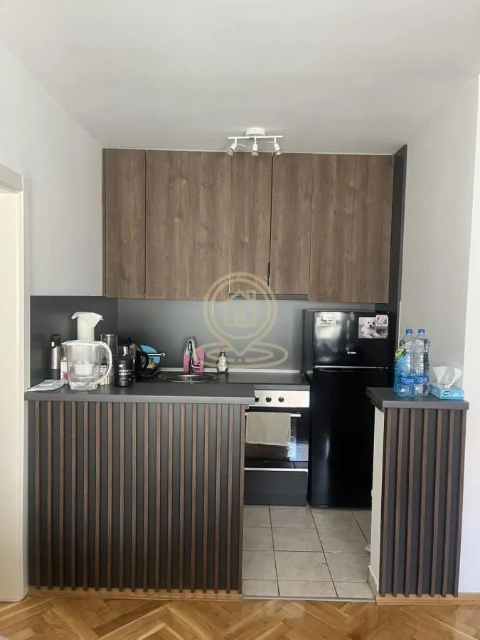 Prodaja, dvosoban stan, 41m², Bulevar Oslobodjenja, Novi Sad Sve Podlokacije