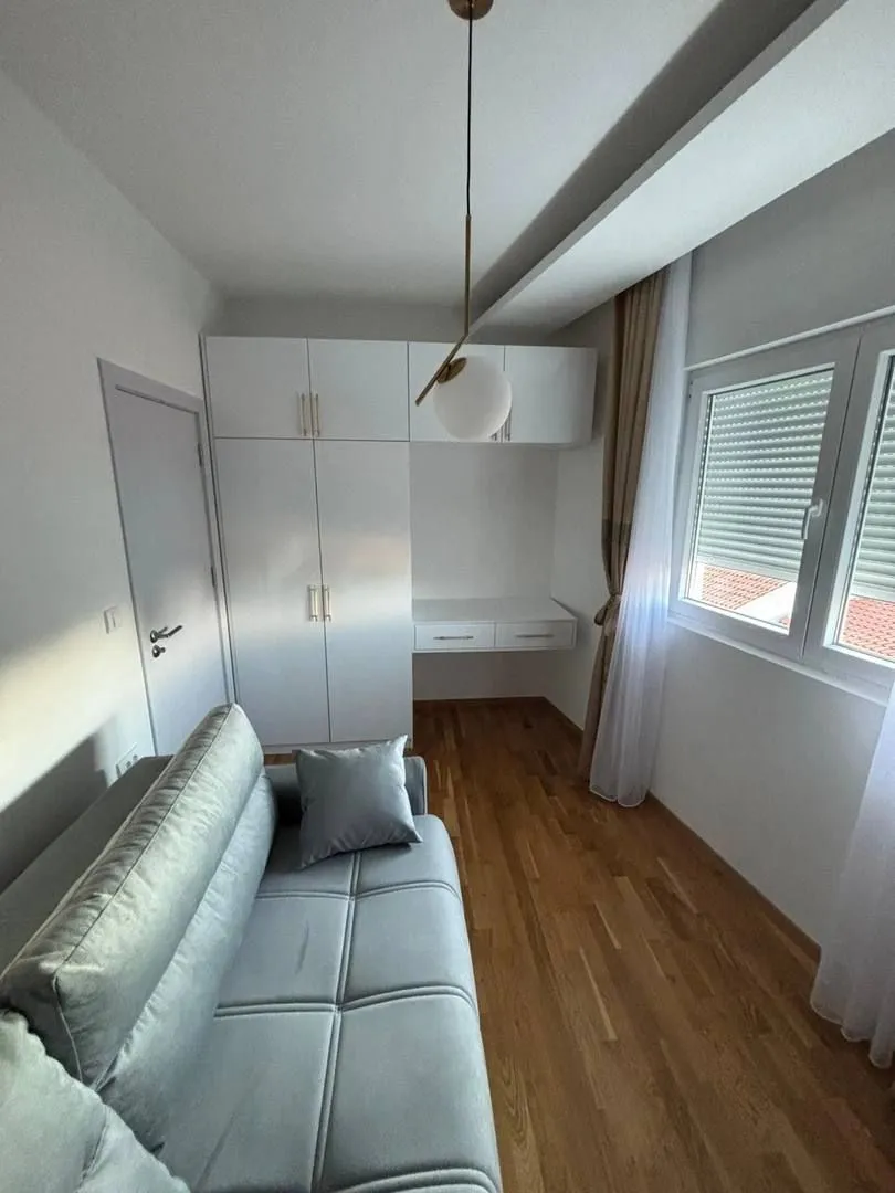 Rent, two bedroom apartment, 70m², Podkošljun, Budva