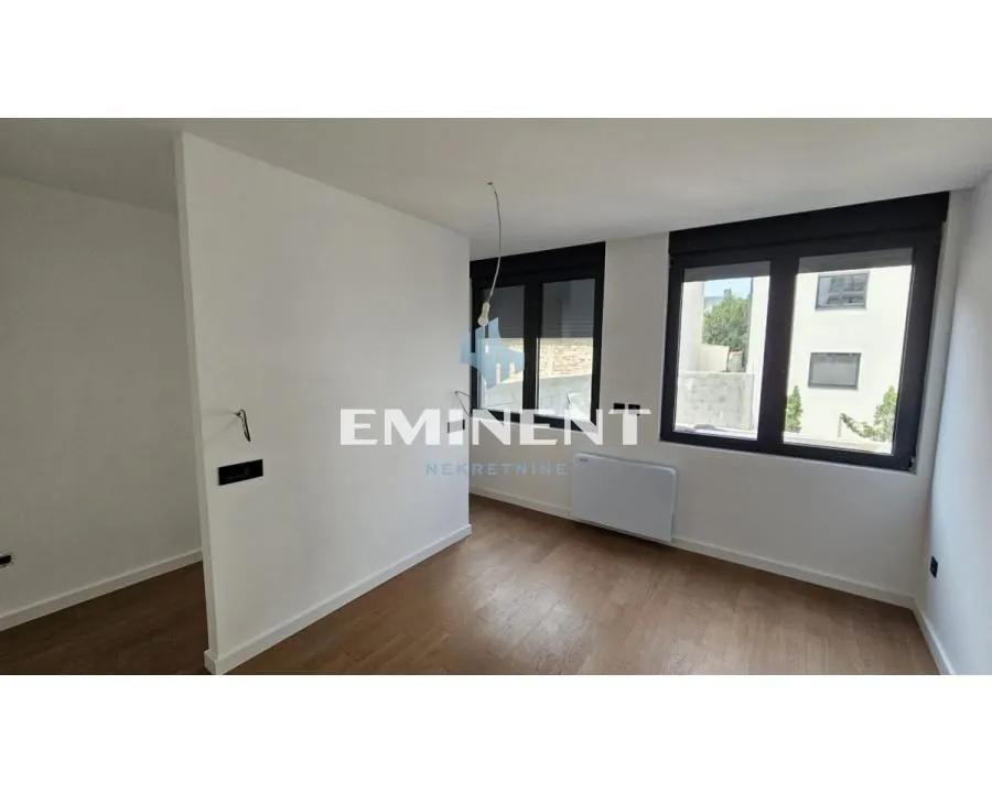 Prodaja, dvosoban stan, 55m², Savski Venac, Beograd