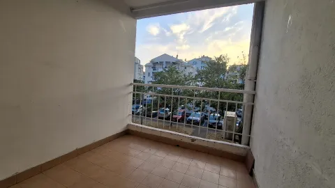 Izdavanje, dvosoban stan, 73m², Makedonsko naselje, Bar - image 8