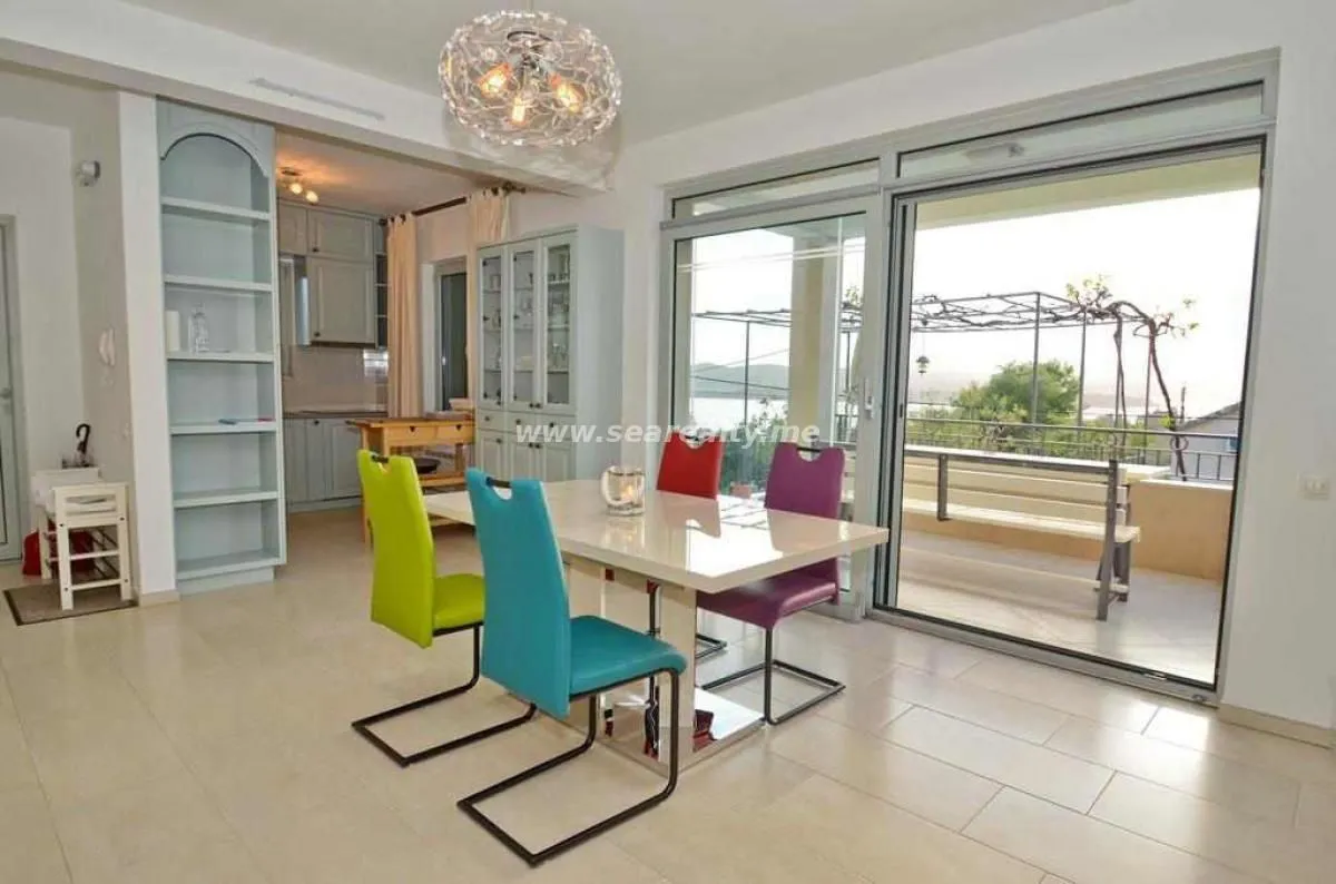 Prodaja, kuća, 105m², Tivat, Crna Gora