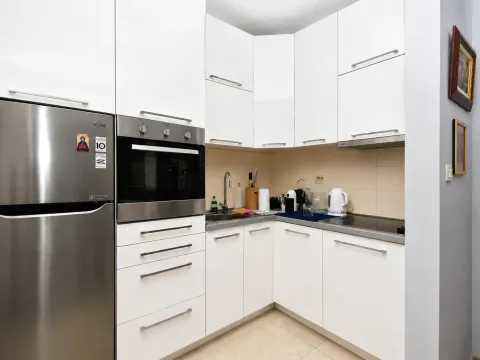 Prodaja, jednosoban stan, 47m², City Kvart, Podgorica - image 5