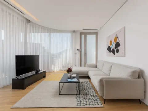 Sale, three bedroom apartment, 180m², Budva, Crna Gora - image 31